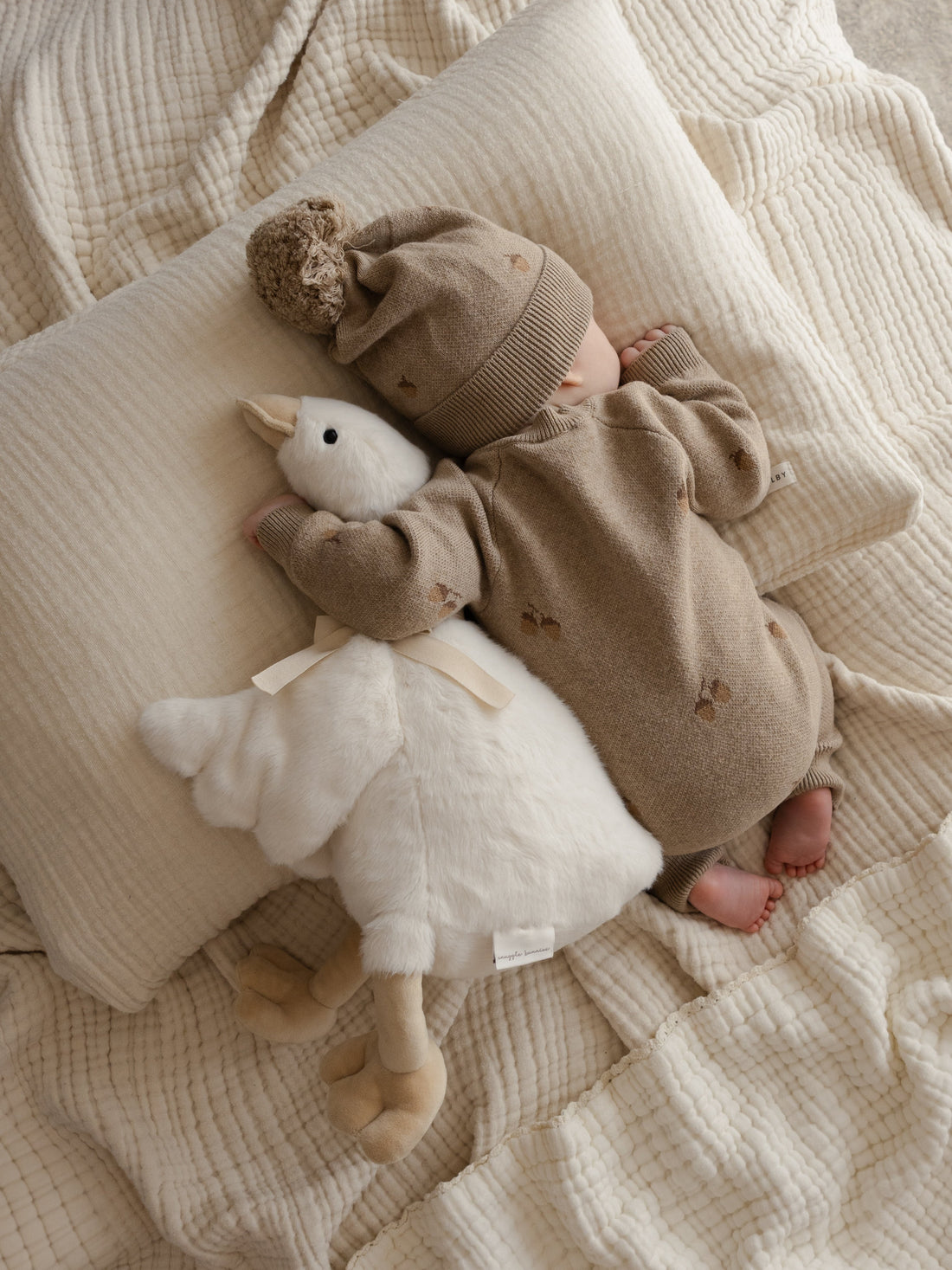 Snuggle Bunnies - Rose The Mummy Duck - Rose The Duck Childrens Toys from Jamie Kay Australia
