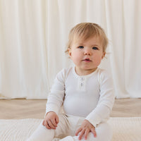 Organic Cotton Modal Everyday Legging - Milk Childrens Legging from Jamie Kay Australia