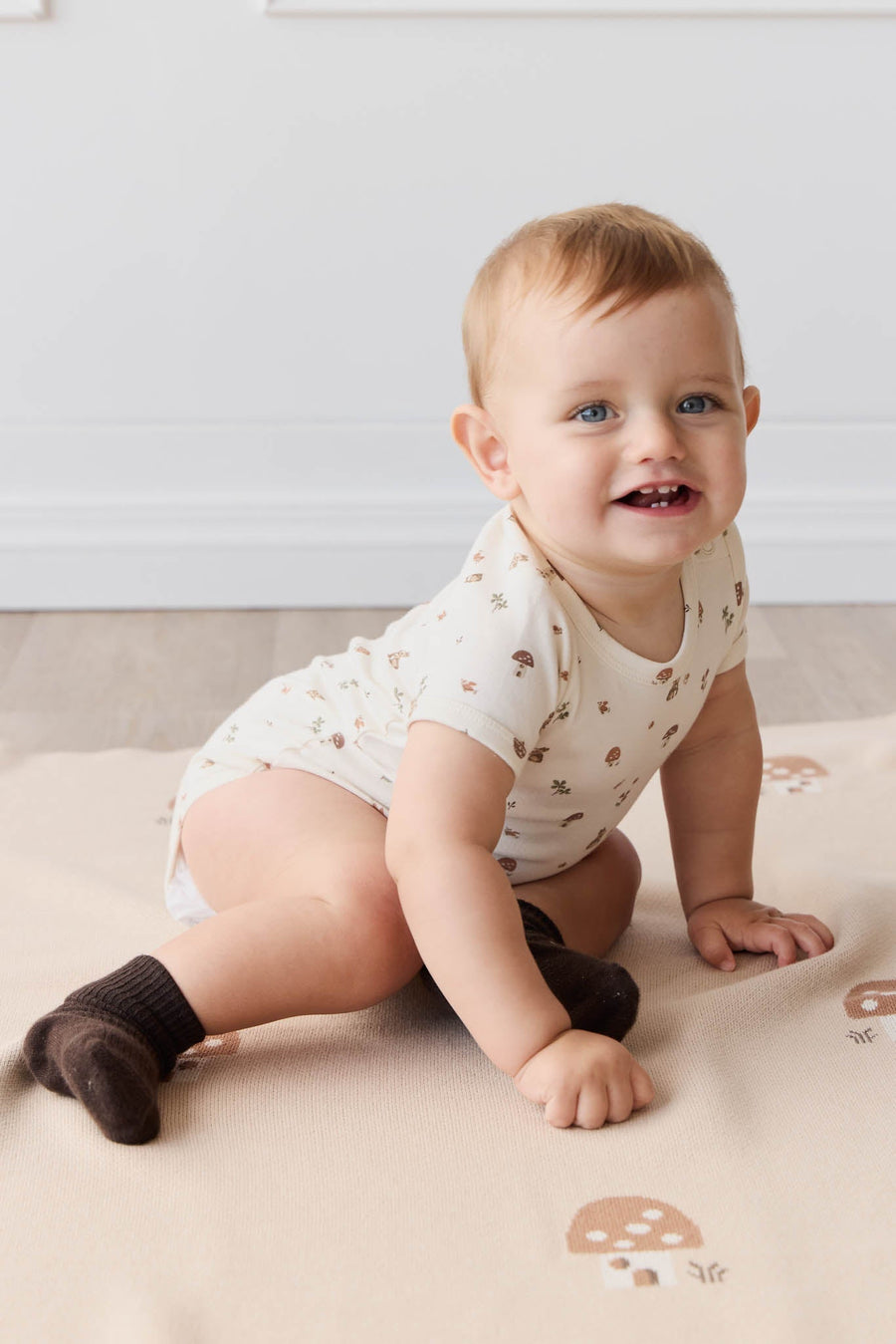 Organic Cotton Hudson Short Sleeve Bodysuit - Foraging Friends Childrens Bodysuit from Jamie Kay Australia