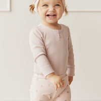 Organic Cotton Everyday Legging - Meredith Violet Childrens Legging from Jamie Kay Australia