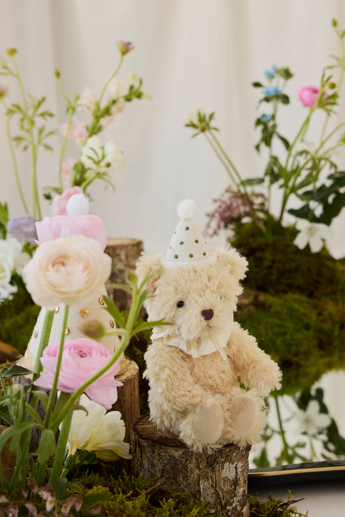 Snuggle Bunnies - Party Arthur - Ivory Childrens Toys from Jamie Kay Australia