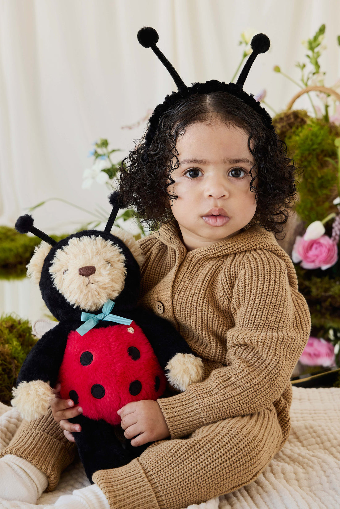 Snuggle Bunnies - Arthur the Bear - Lovebug Childrens Toys from Jamie Kay Australia