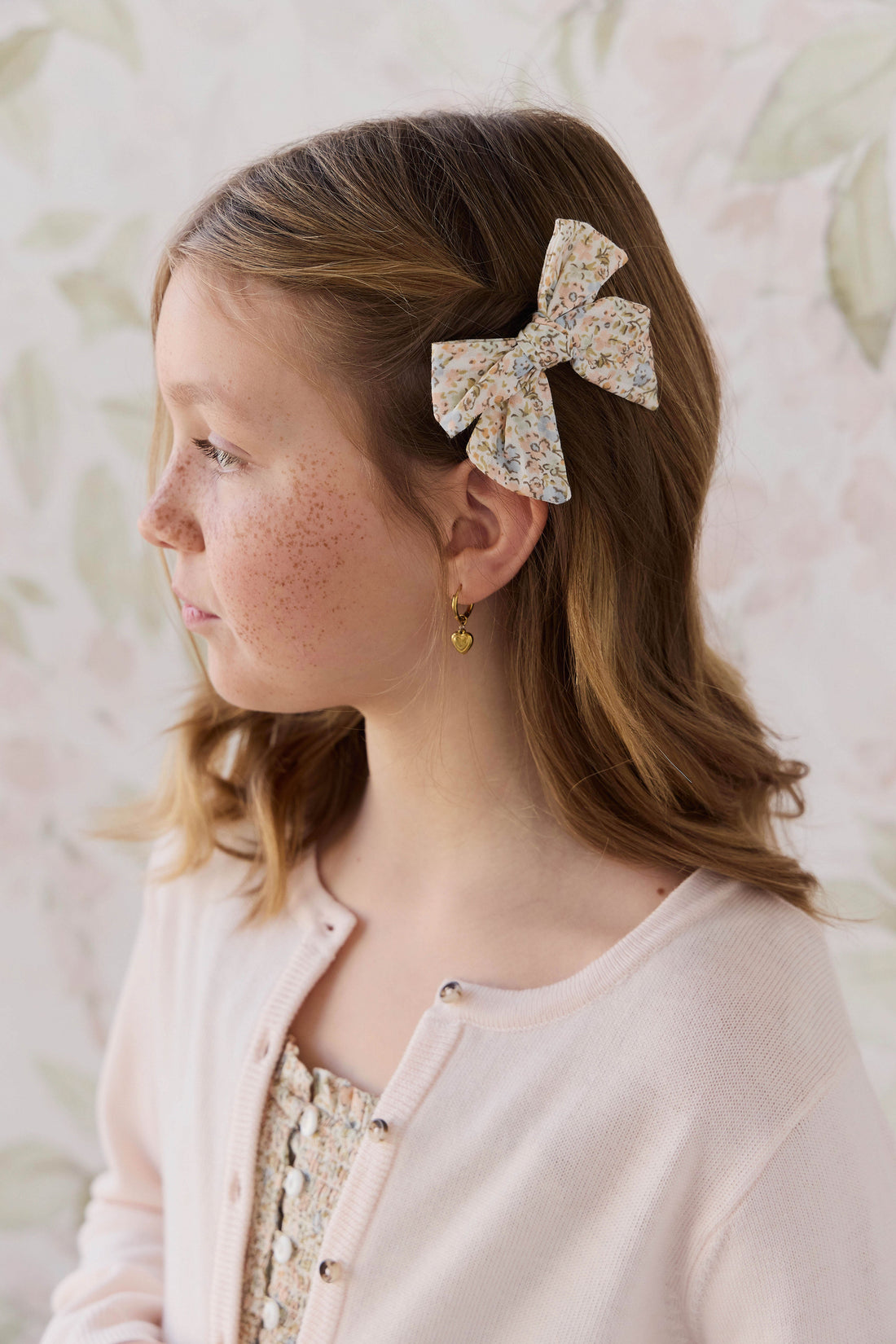 Dovie Bow - Tully Peach Childrens Bow from Jamie Kay Australia