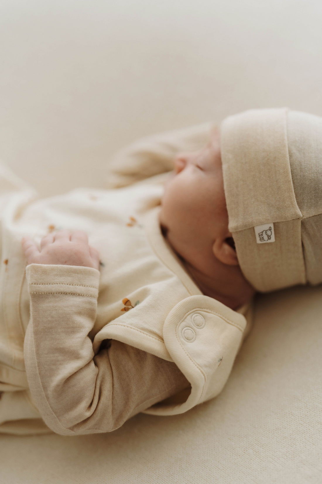 Merino Kids Go Go Bag All Seasons - Woodland Acorns White Childrens Sleeping Bag from Jamie Kay Australia