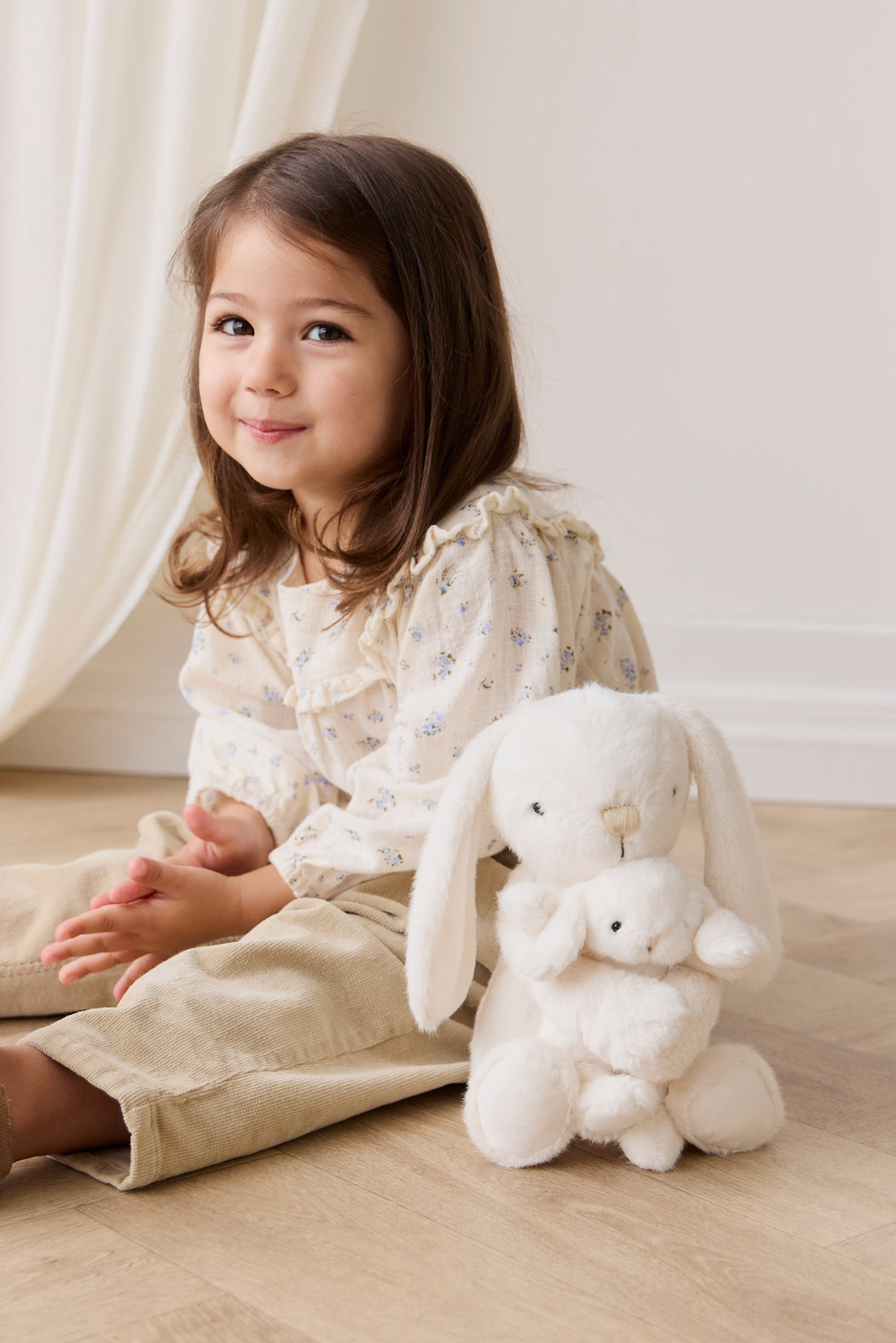 Snuggle Bunnies - Frankie the Hugging Bunny - Marshmallow Childrens Toy from Jamie Kay Australia